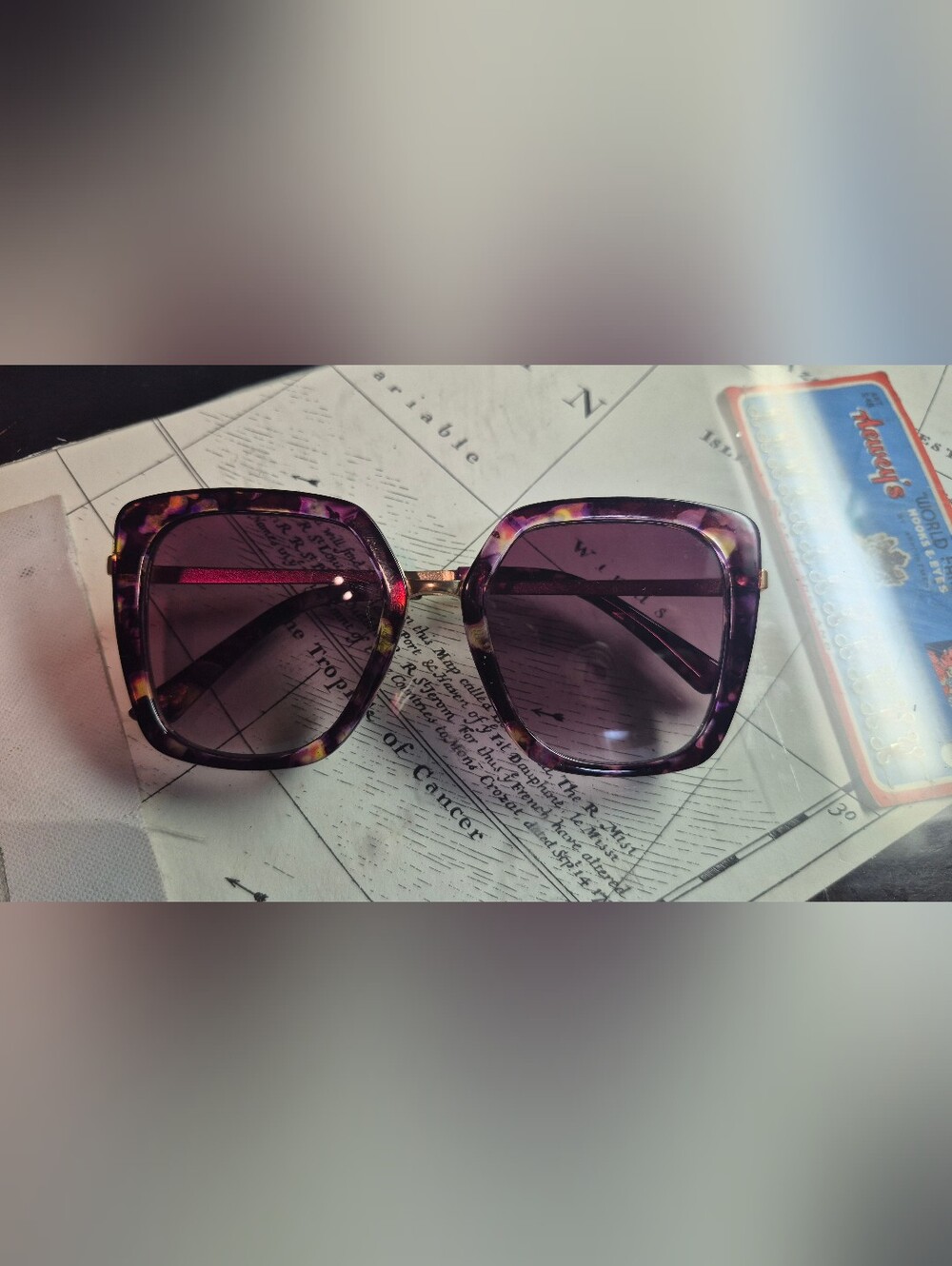 Oscar de la Renta Purple Tortoiseshell Oversized Square Sunglasses